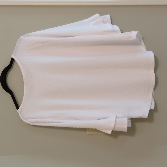 Ruby Rd. White Textured Petite Top - Picture 4 of 4